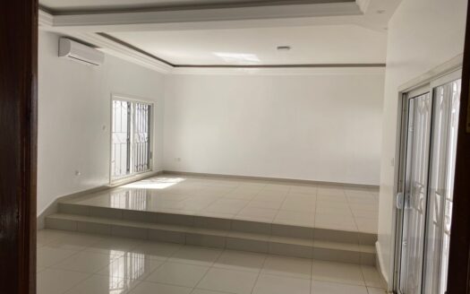 Villa a louer aux Almadies